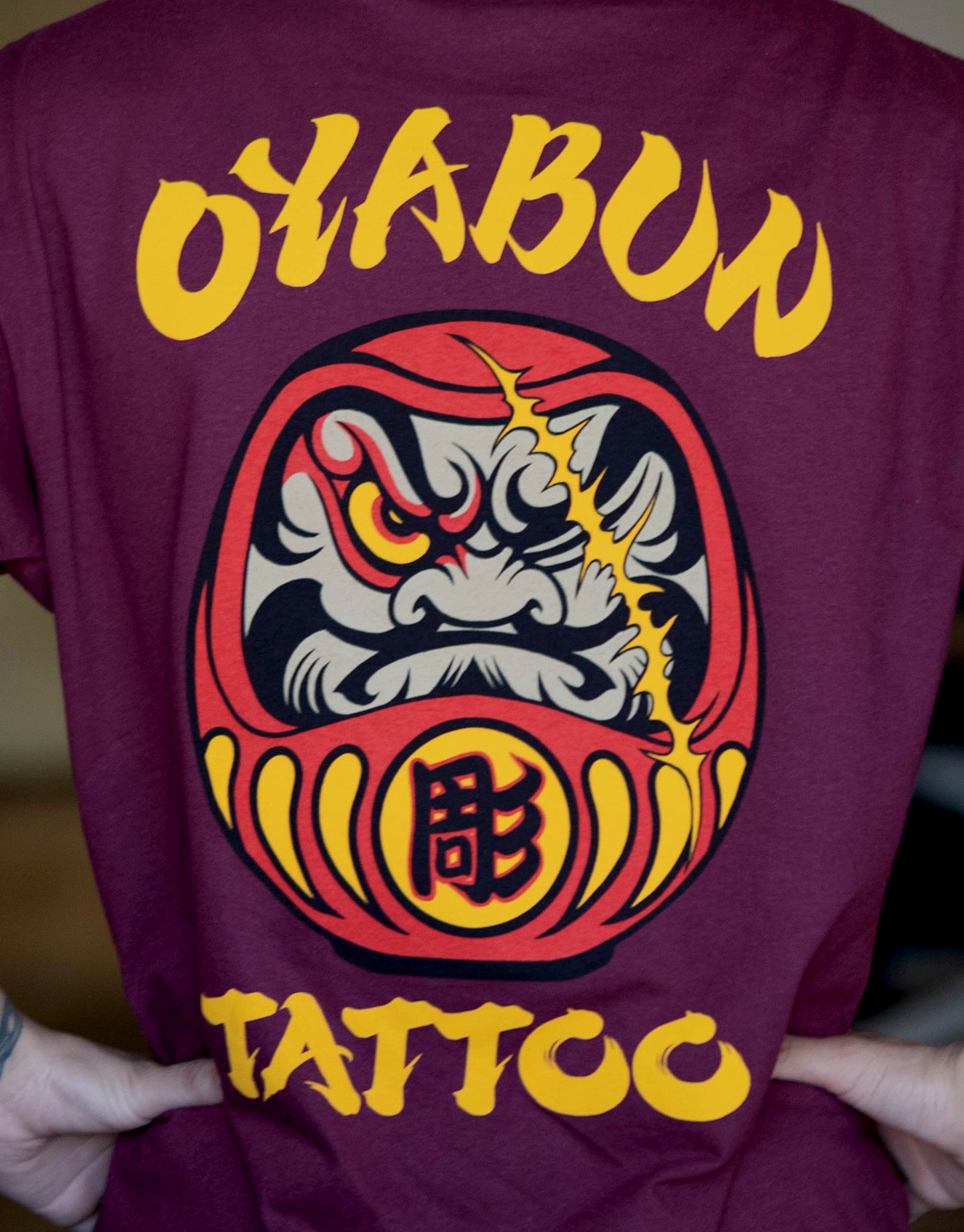 MAROON OYABUN DARUMA T-SHIRTS